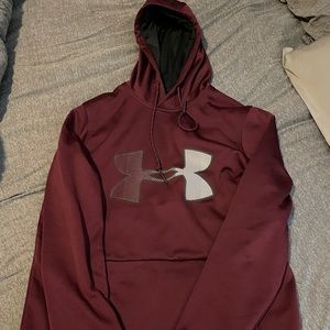 Under armour sweatshirt